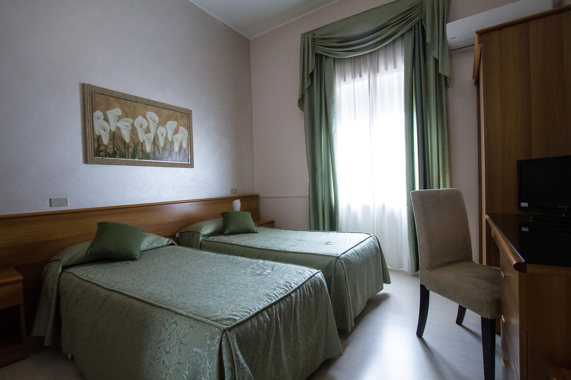 Hotel Adriano Torino Esterno foto