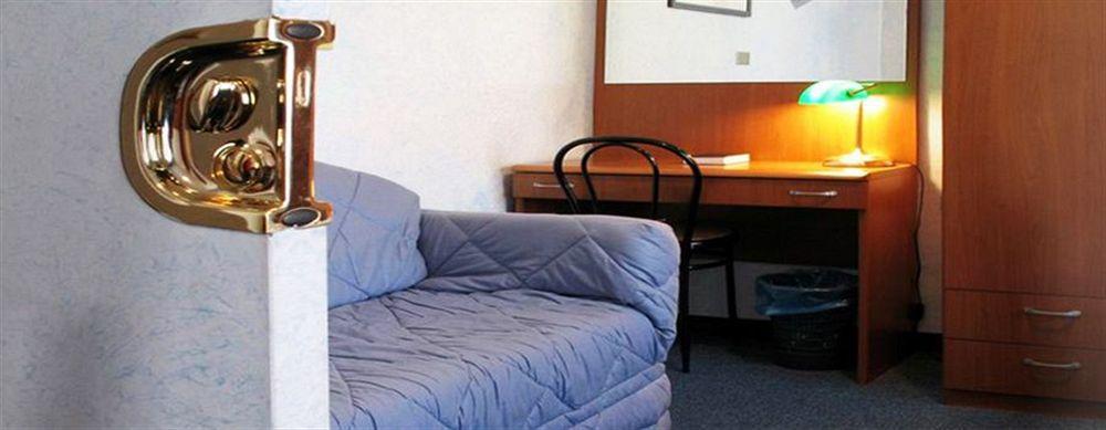 Hotel Adriano Torino Esterno foto
