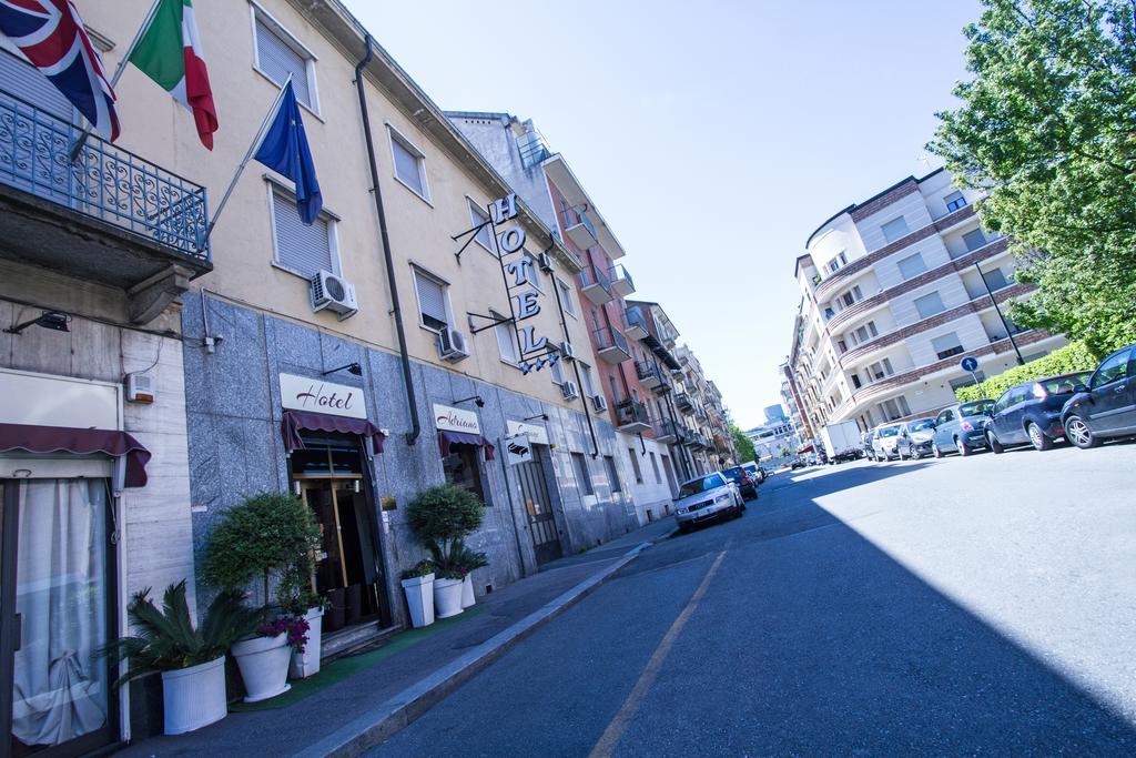 Hotel Adriano Torino Esterno foto