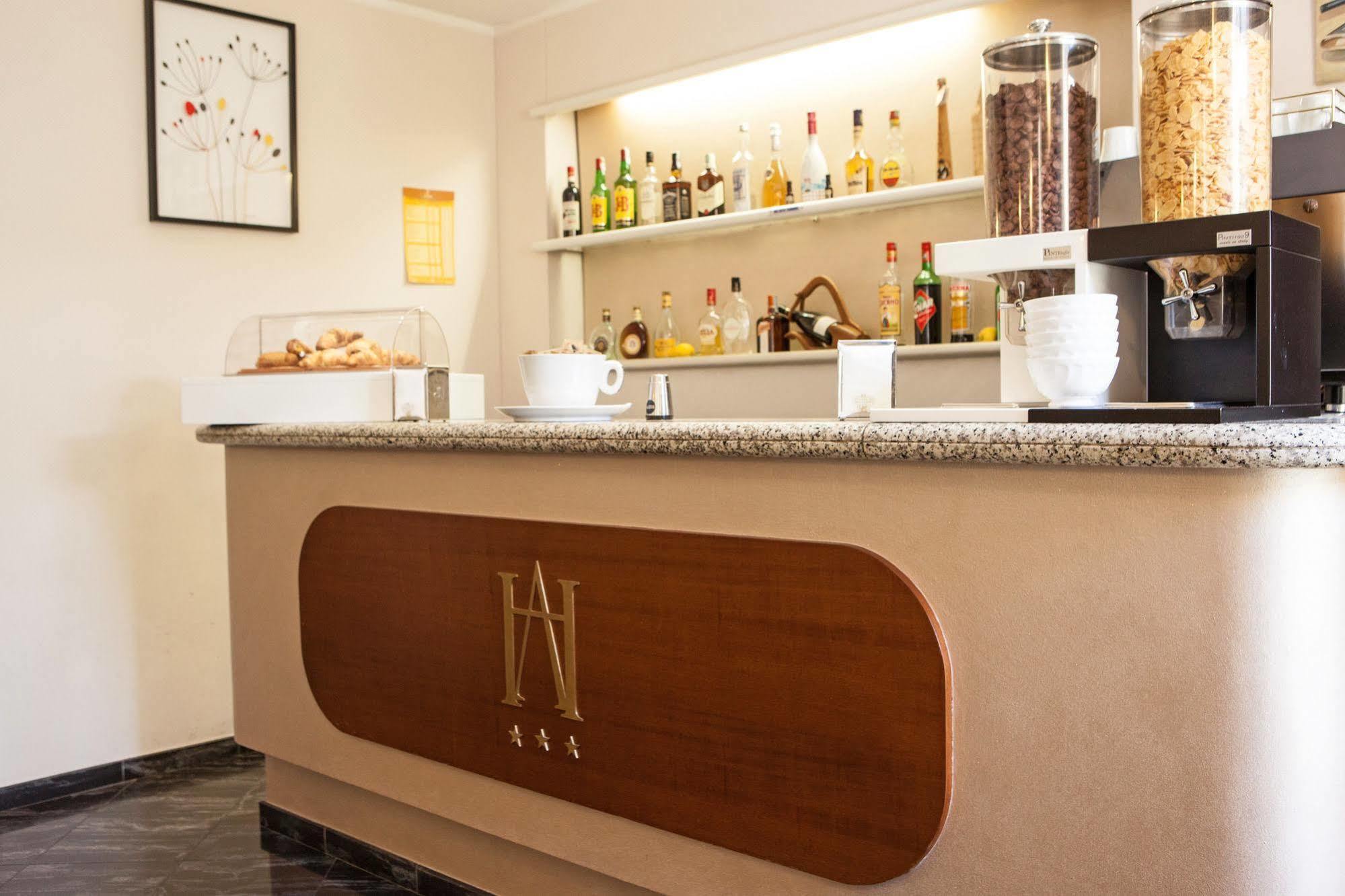 Hotel Adriano Torino Esterno foto