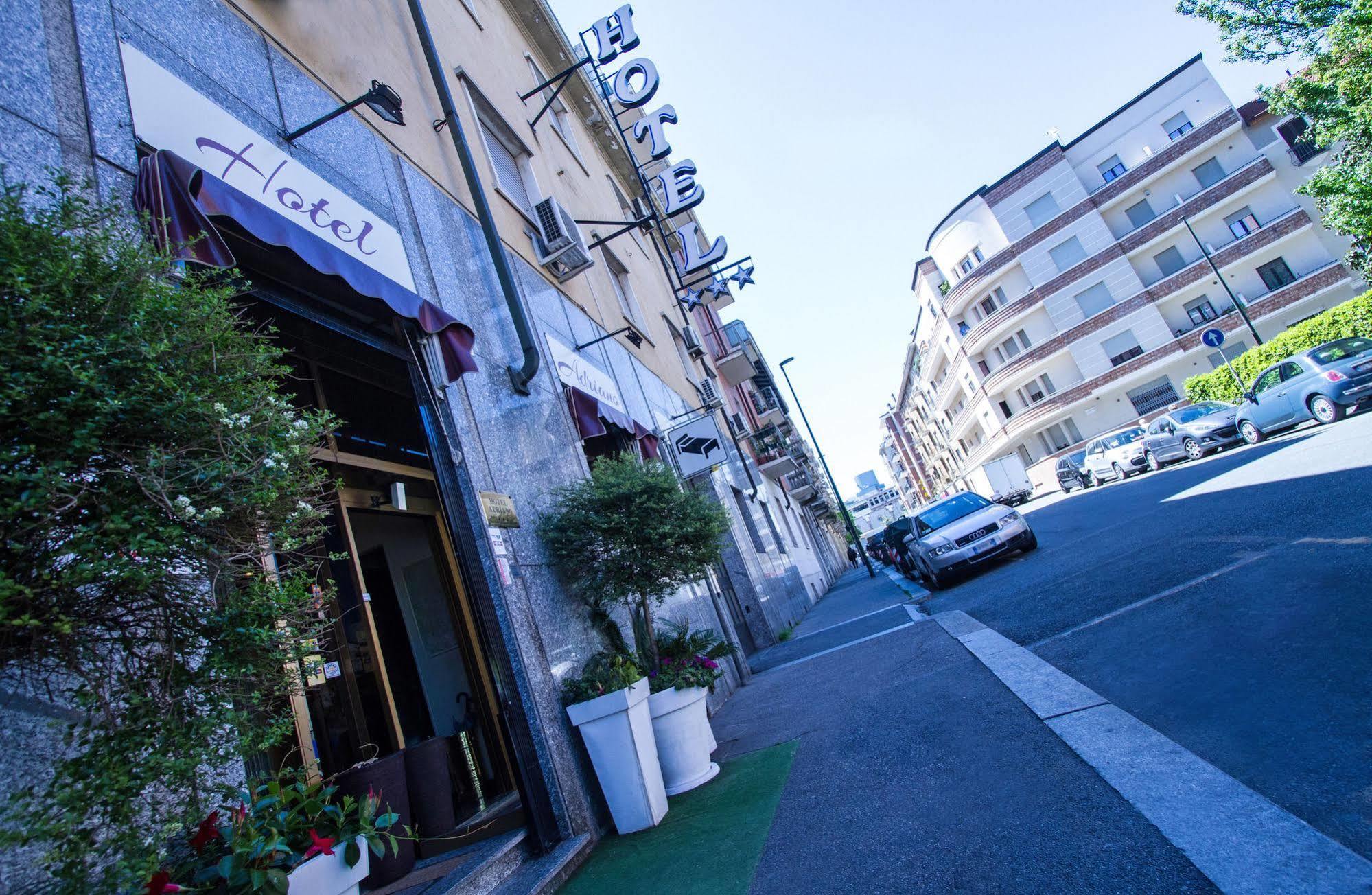 Hotel Adriano Torino Esterno foto